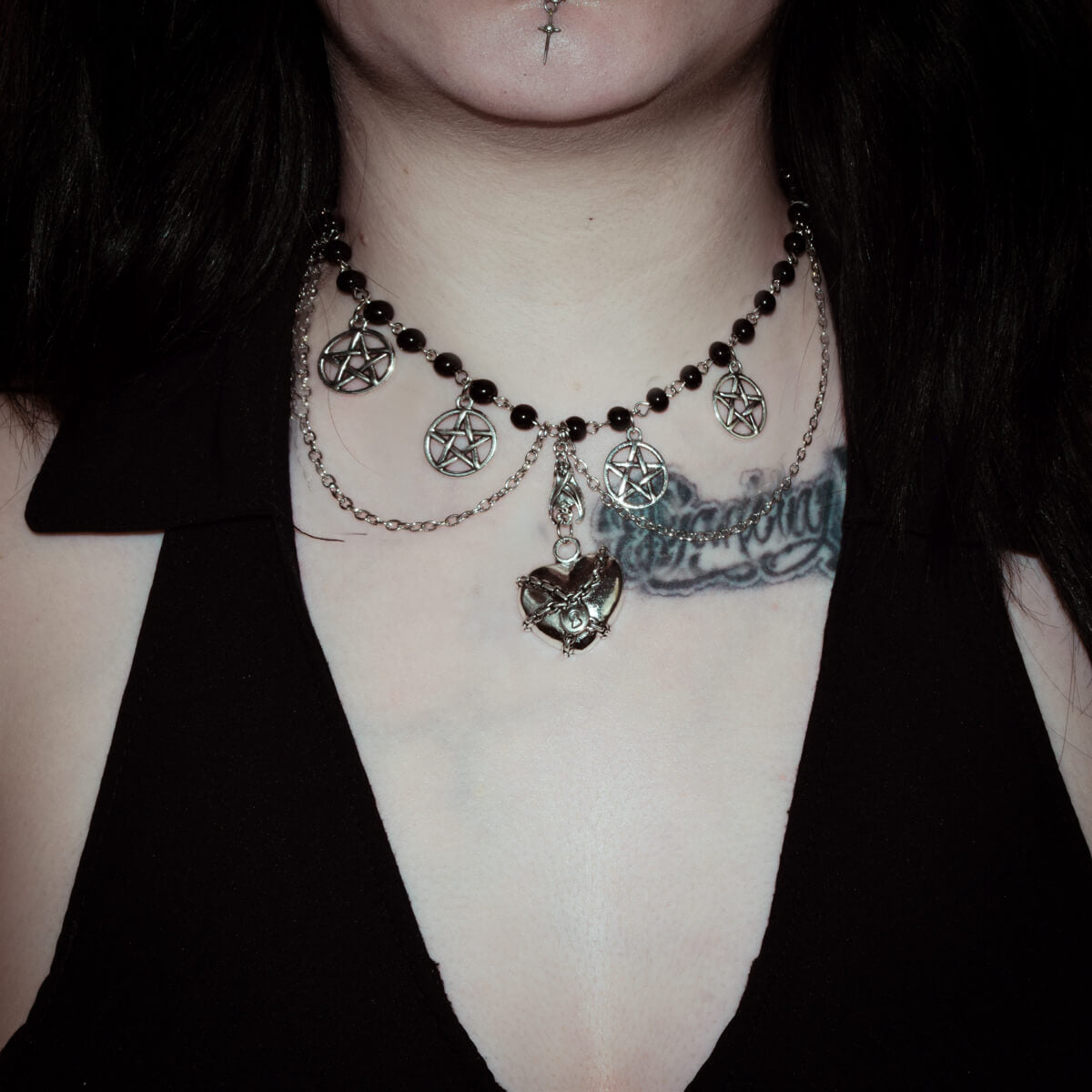 Lock Heart & Pentacles Rosary Choker | Occult Patches & Pins