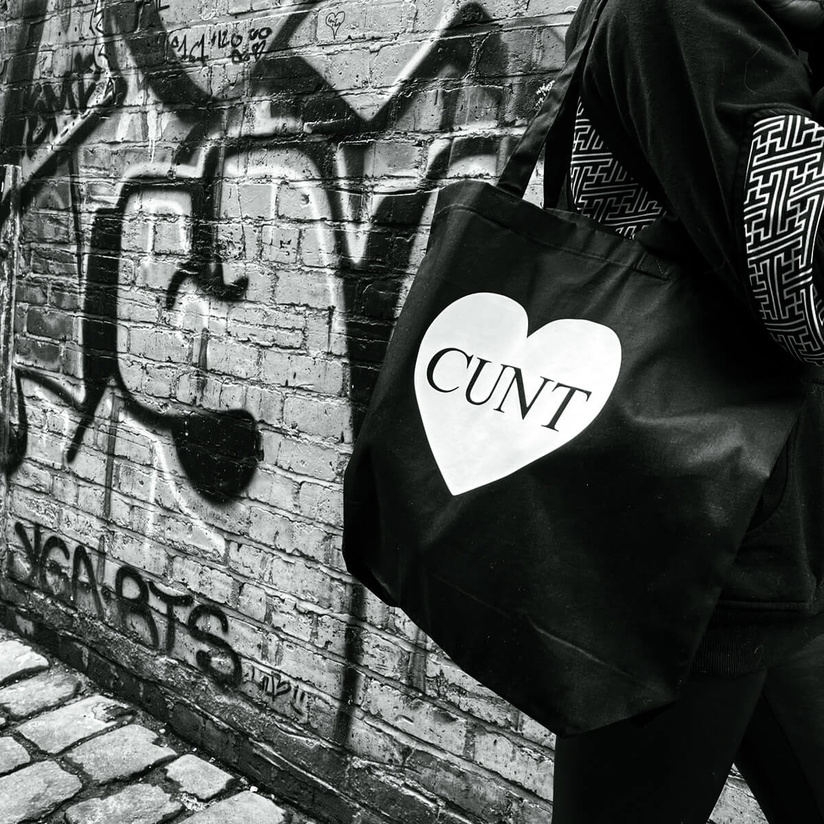 Cunt Heart Large Tote Bag - Occult Patches & Pins