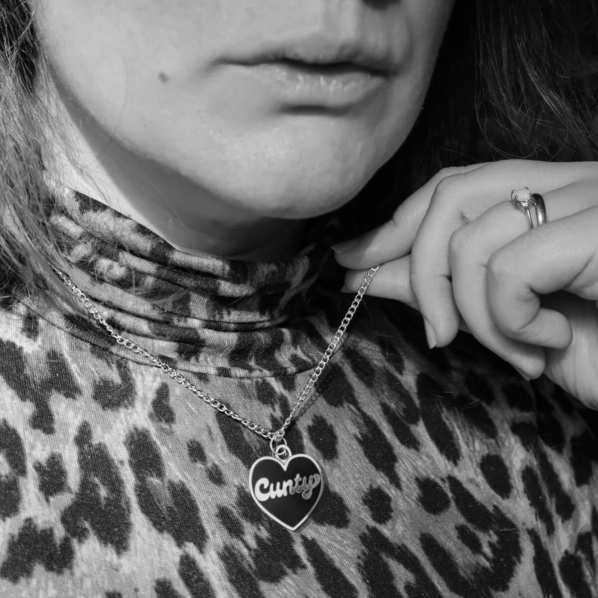 Cunty Necklace & Earrings Set